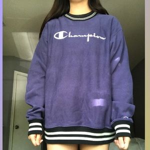 CHAMPION SWEATSHIRT